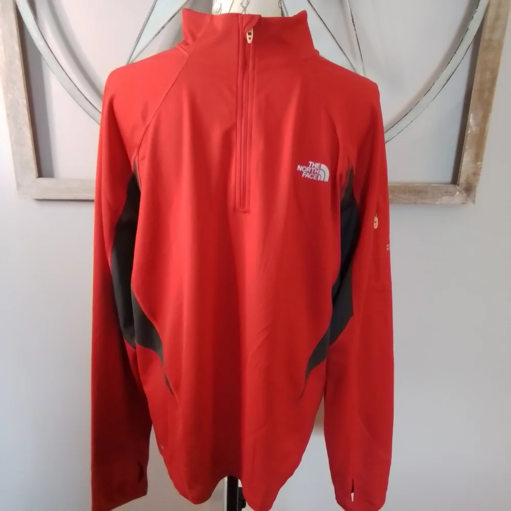 The North Face Flight Series Quarter-Zip Pullover Red/Gray - L